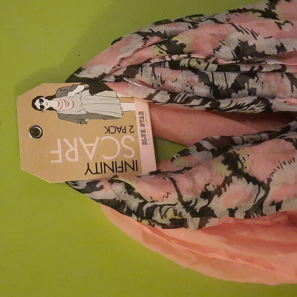 NWT Blue Star Infinity scarf two pack - Picture 1 of 6